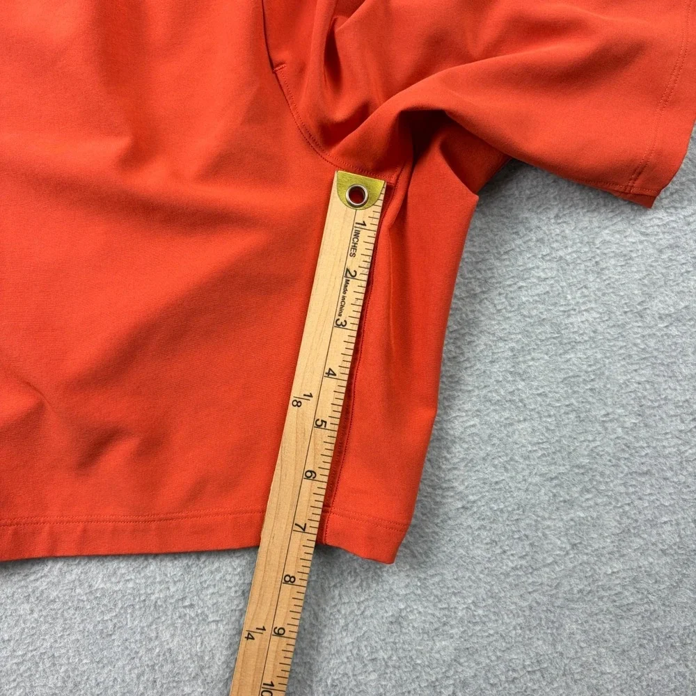 lululemon athletica small mark